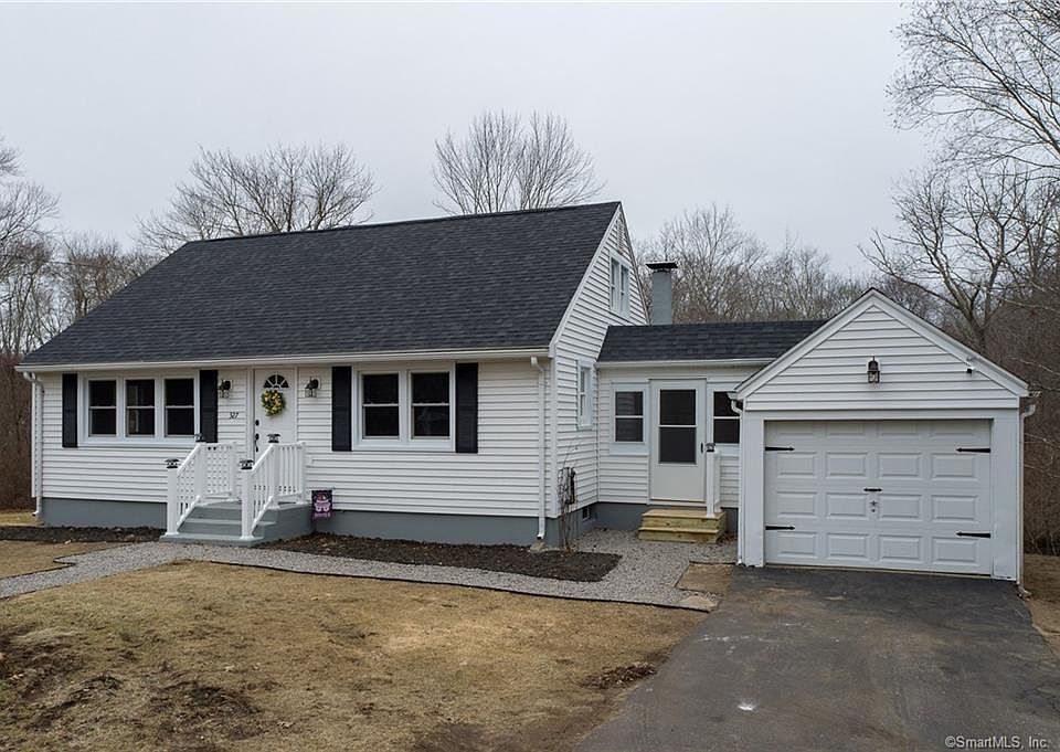 1st image of 327 N Burnham Hwy
