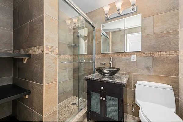 Sold by Prevu Real Estate, LLC | media 12