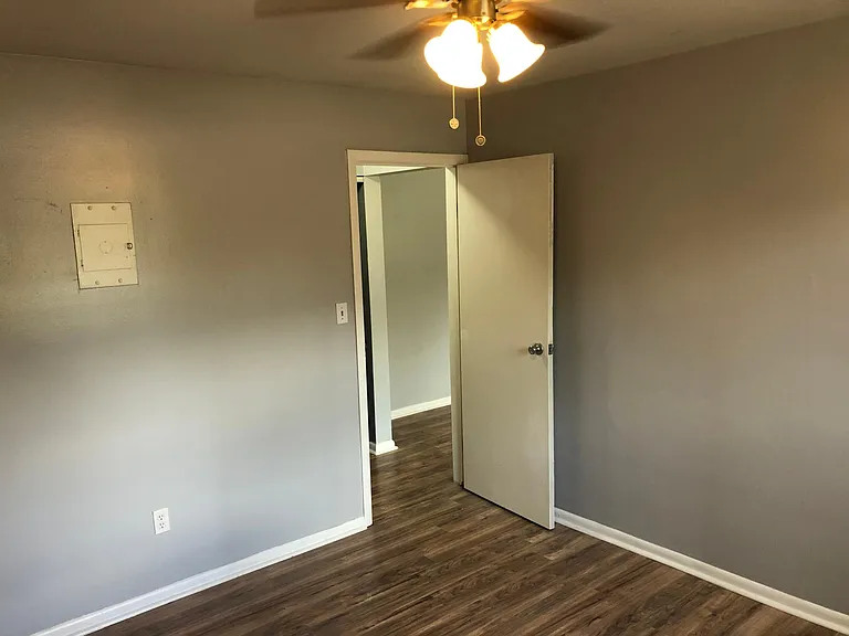Sapphire Gardens — Photo 16