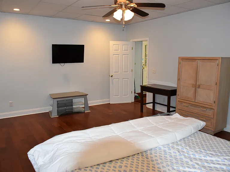 533 Oak Brook Dr — Photo 29
