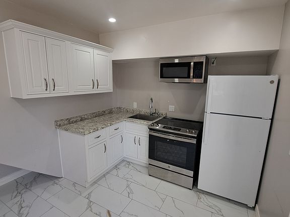 3rd image of 4666 Tango Way