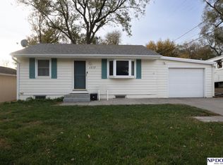 1717 N 71st St, Lincoln, NE 68505