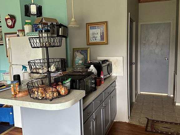 3rd image of 6859 SE 55th St