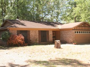 4727 N Lake Dr, Shreveport, LA 71107