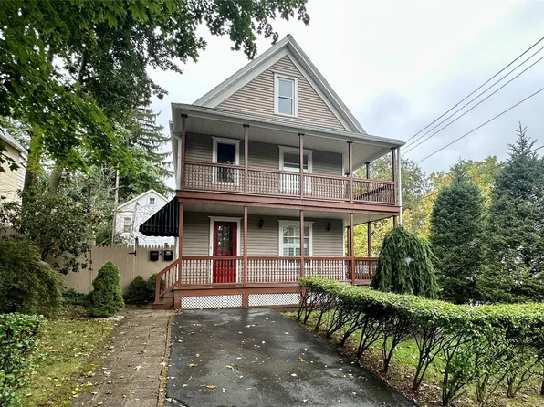 2 Carlton St, Binghamton, NY 13903