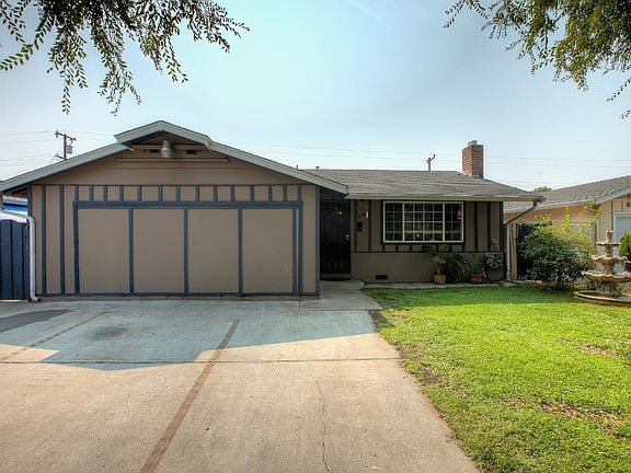 3rd image of 2376 Sleepy Hollow Ln