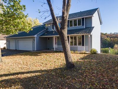 731 Sierra Trl, Chanhassen, MN, 55317