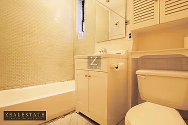 Rented by ZealEstate Group Inc