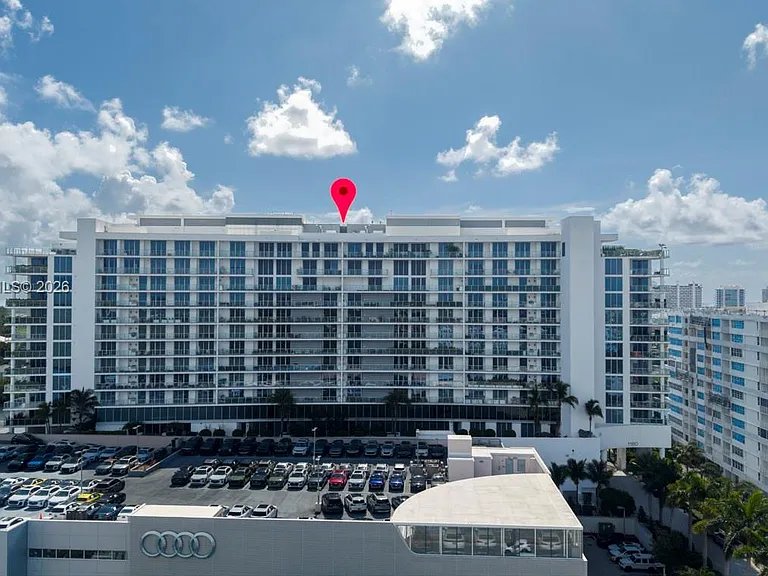 1180 N Federal Hwy #1009 — Photo 55