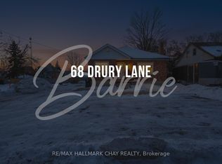 68 Drury Ln, Barrie, ON L4M 3C8