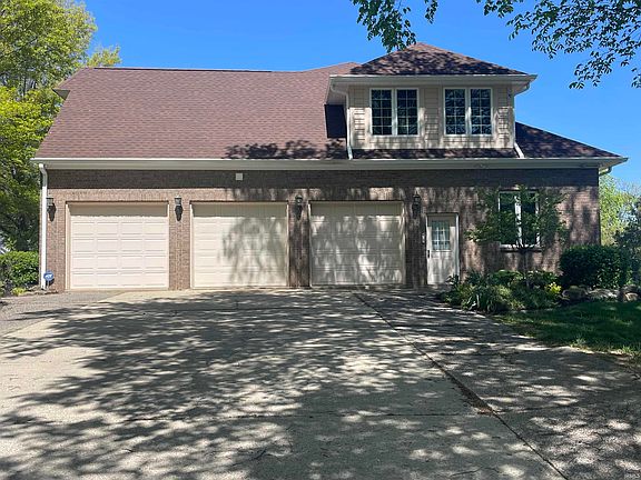 5th image of 1158 N Honeysuckle Ln