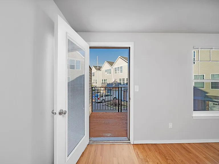 13515 SE Holgate Blvd — Photo 38