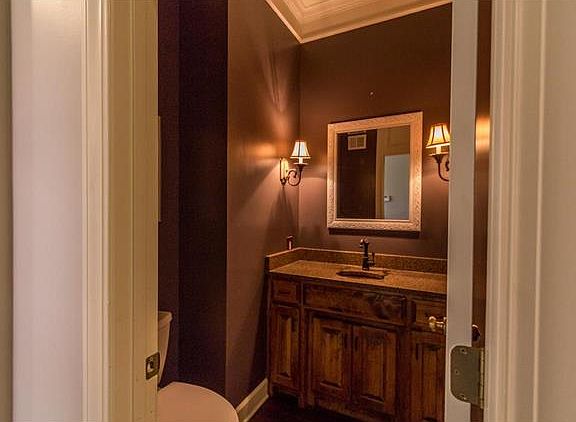 5th image of 3725 W 154th St