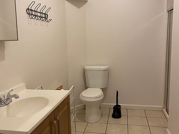 4th image of 2254 N Park Ave #2