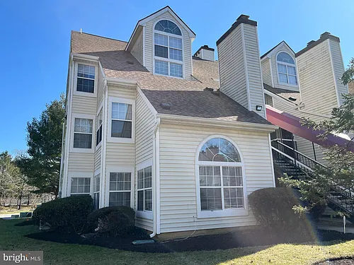 1005 Summerglenn Ct #7-103 Photo 1