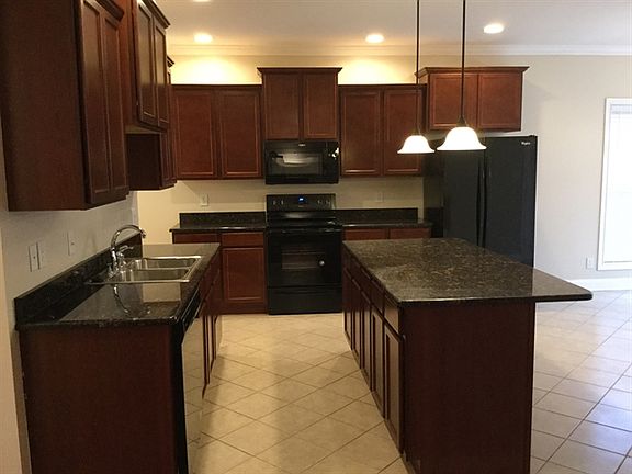 4th image of 2421 Amber Dawn Ln