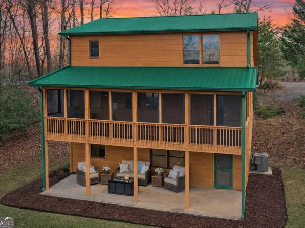 388 Palisade Dr, Ellijay, GA 30540