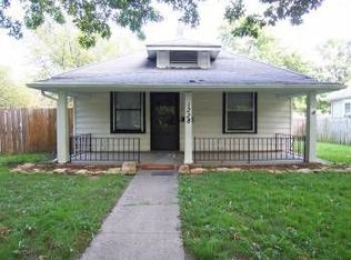 1228 SW Macvicar Ave, Topeka, KS 66604