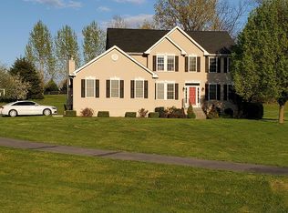 411 Chimney Cir, Middletown, VA 22645