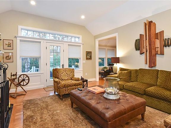 4th image of 45 Frybrook Dr