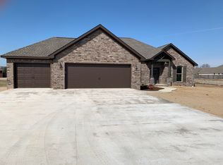413 Sicily Cir, Trumann, AR 72472