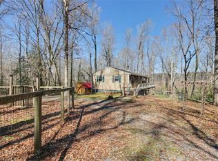 9937 Bacons Ln, Gloucester, VA 23061