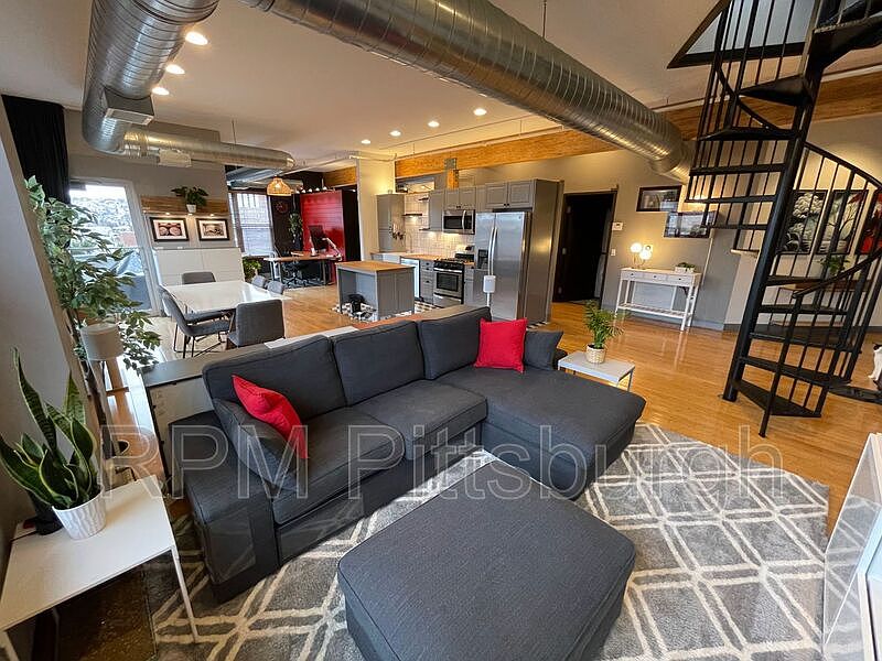 1st image of 1536 Colwell St APT 6