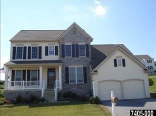 835 Edgeworth Ct, Red Lion, PA