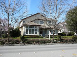 1059 Allen St, Petaluma, CA 94954