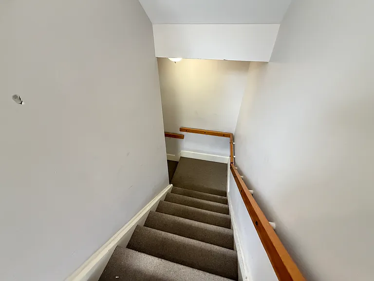 2822 Broadway Ave #3 — Photo 26
