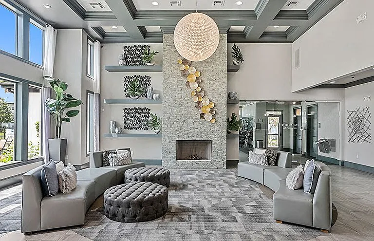 The Palms at Clear Lake Apartments — Photo 11