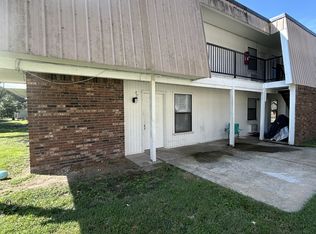 203 S Baggett St UNIT 8, Prairie Grove, AR 72753
