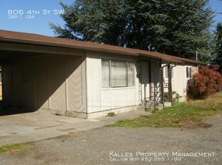 806 4th St SW, Puyallup, WA 98371