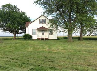 496 N Summit St, Hoyleton, IL 62803