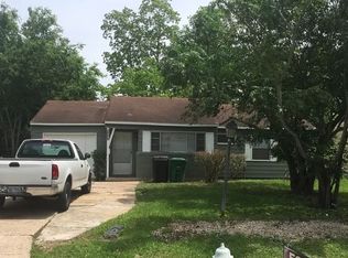 10529 Chesterfield Dr, Houston, TX 77051