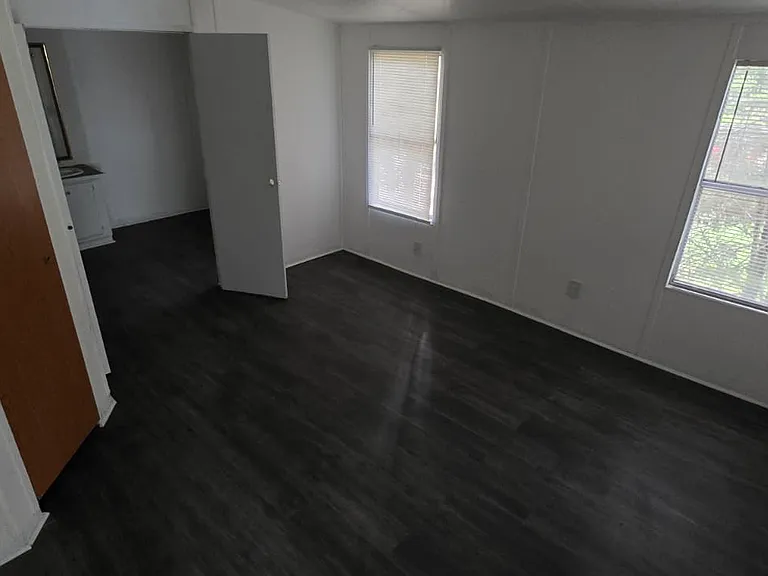 8364 Cedar St — Photo 4
