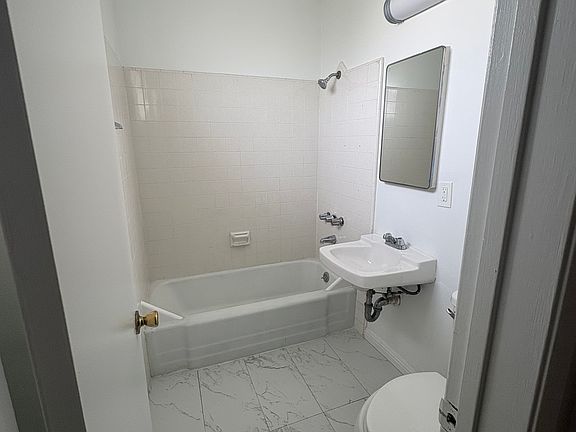 4th image of 16640 Crenshaw Blvd APT 20