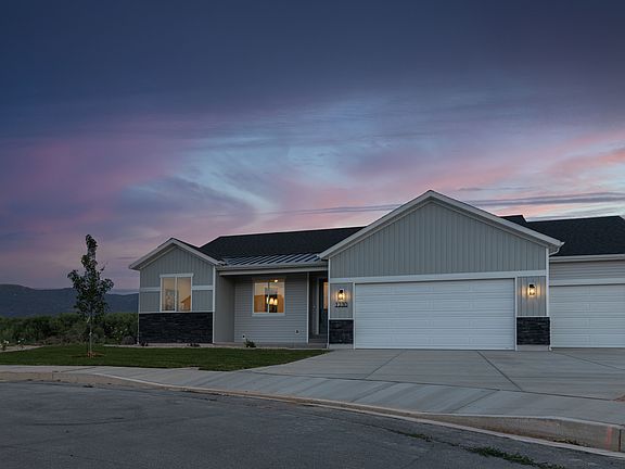 3rd image of 1230 N 3625 West Cir