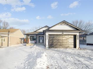 256 E Puce Rd, Lakeshore, ON N8L0C4