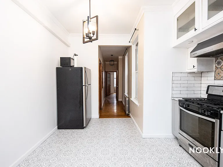 275 Irving Ave #3 — Photo 13