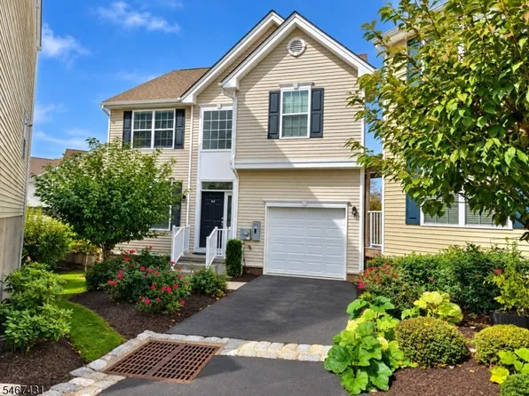 86 Sowers Dr, Mount Olive Twp., NJ 07840