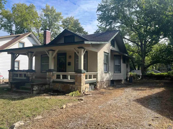 808 SW Lindenwood Ave, Topeka, KS 66606