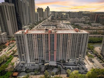 210 174th St APT 1915, Sunny Isles Beach, FL, 33160