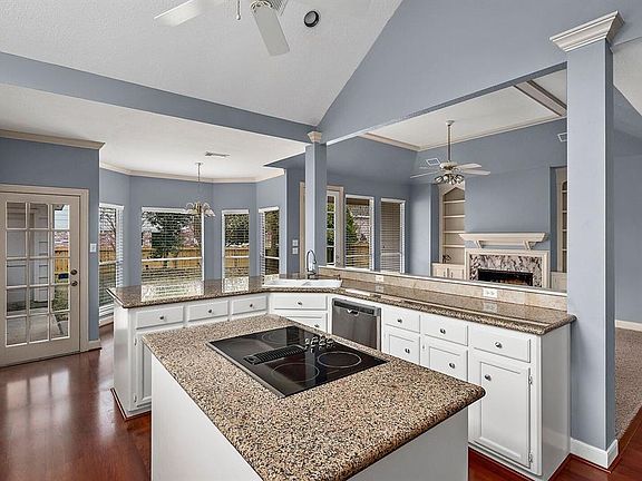 5th image of 3402 Deerland Ct