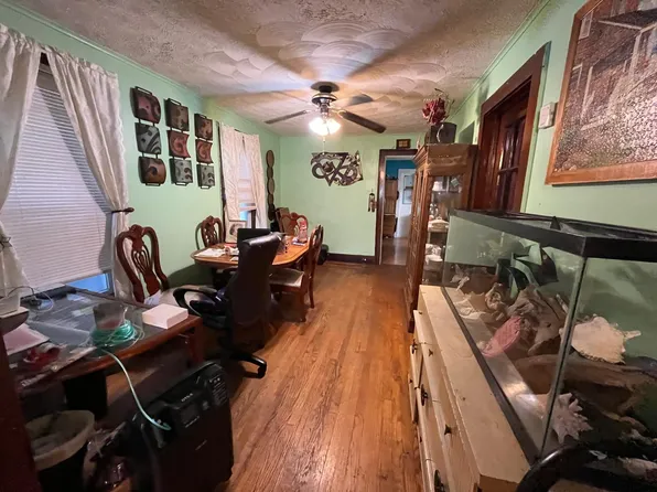 85 Cottage St, Auburn, NY 13021