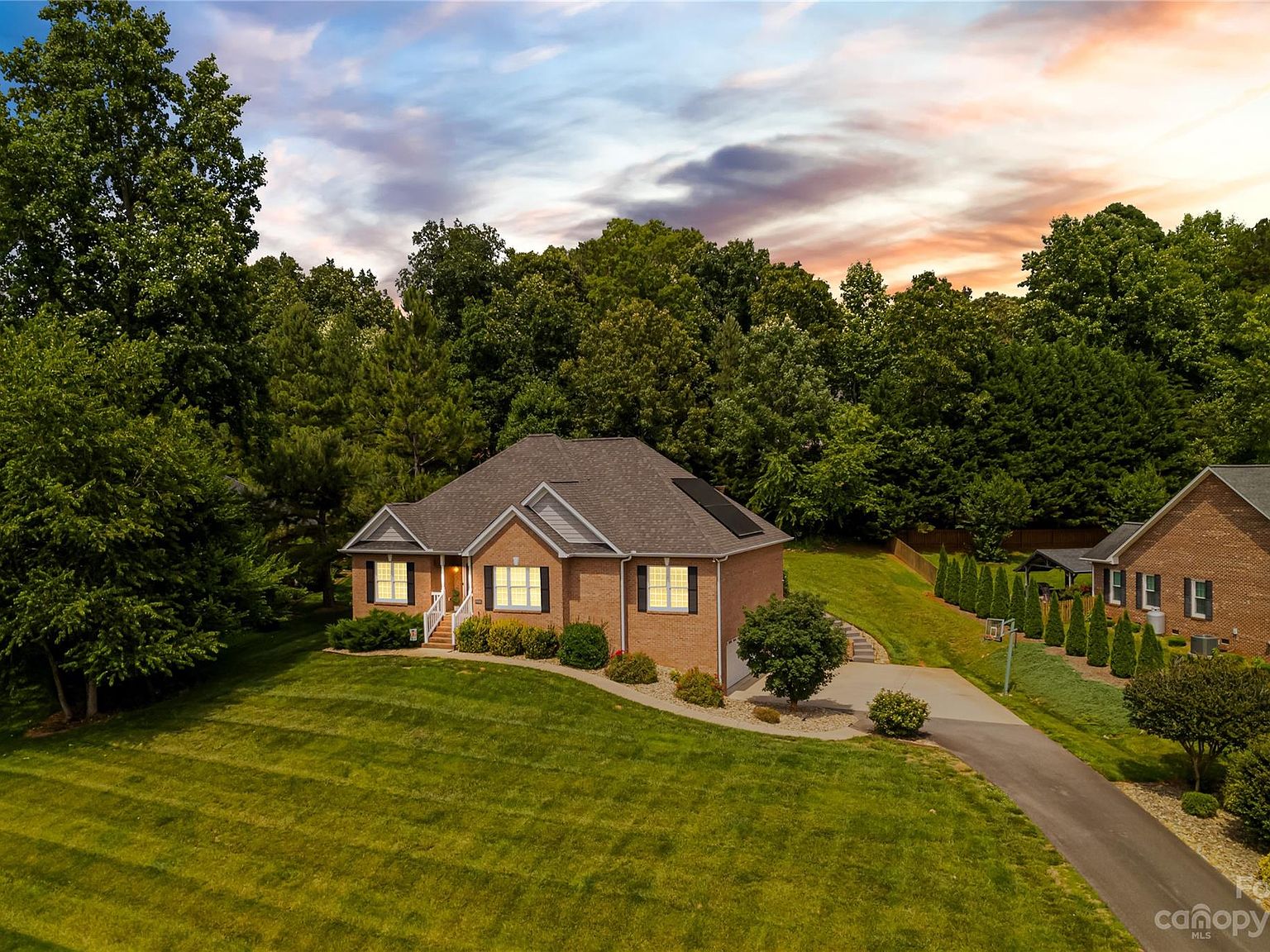 1463 Brookstone Dr Hickory NC 28602 Zillow