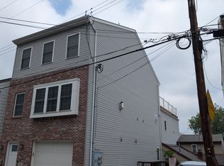 49 Gregory St, Pittsburgh, PA