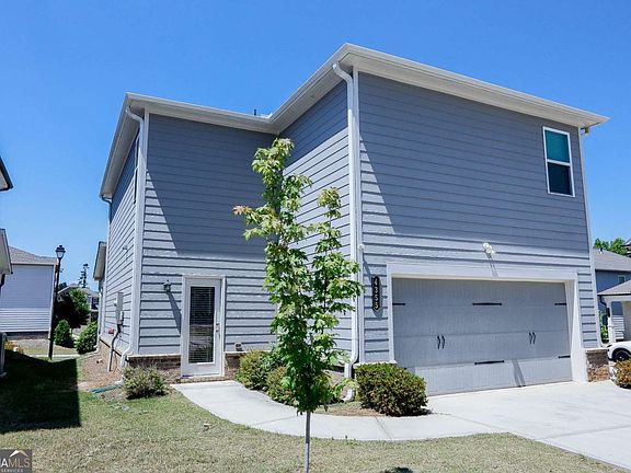 3rd image of 4355 Magpie Dr