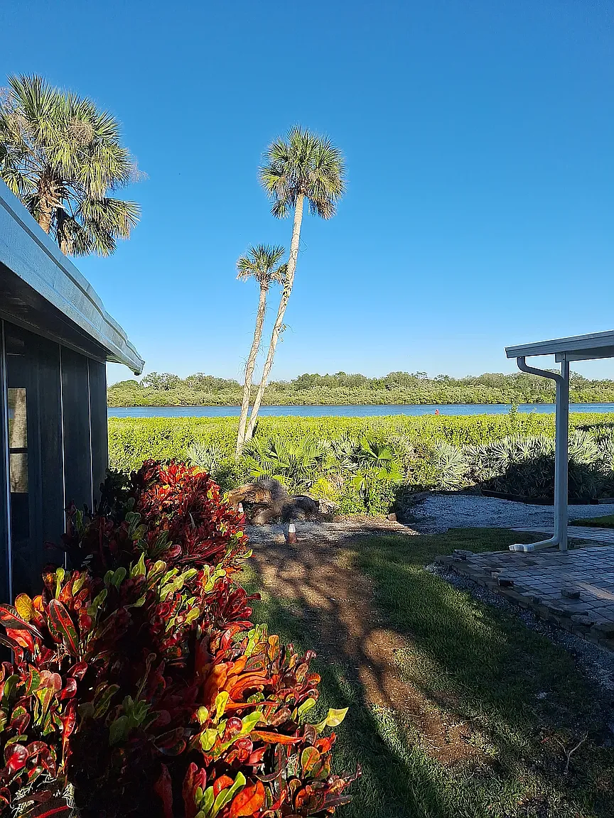 3 bed, 2000 sqft, $2,600 — Photo 2