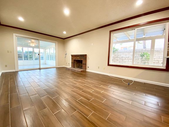 4th image of 23527 Gold Nugget Ave